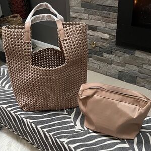 Stylish Tan Woven Tote Bag